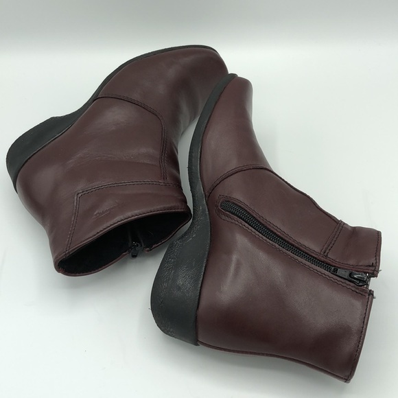 Martino Canada Burgundy Leather Booties Size 8 - Picture 7 of 14
